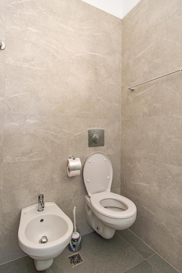Ajten Apartments Драч Екстериор снимка