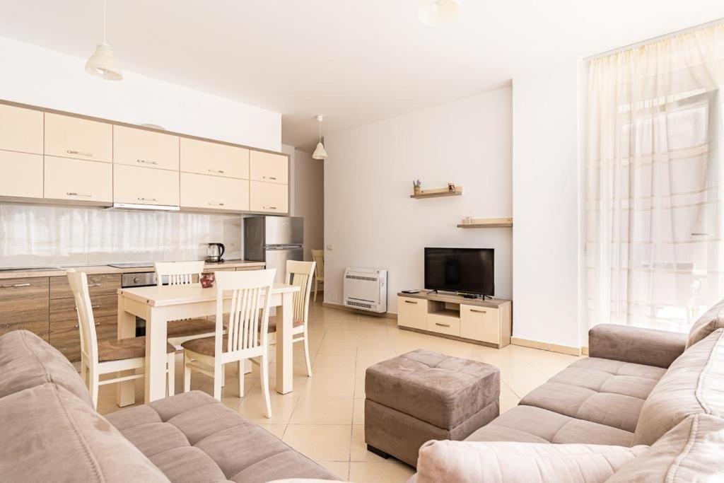 Ajten Apartments Драч Екстериор снимка