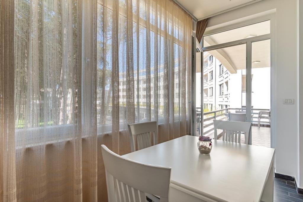 Ajten Apartments Драч Екстериор снимка