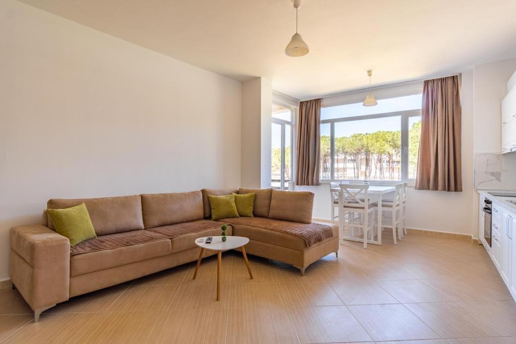 Ajten Apartments Драч Екстериор снимка