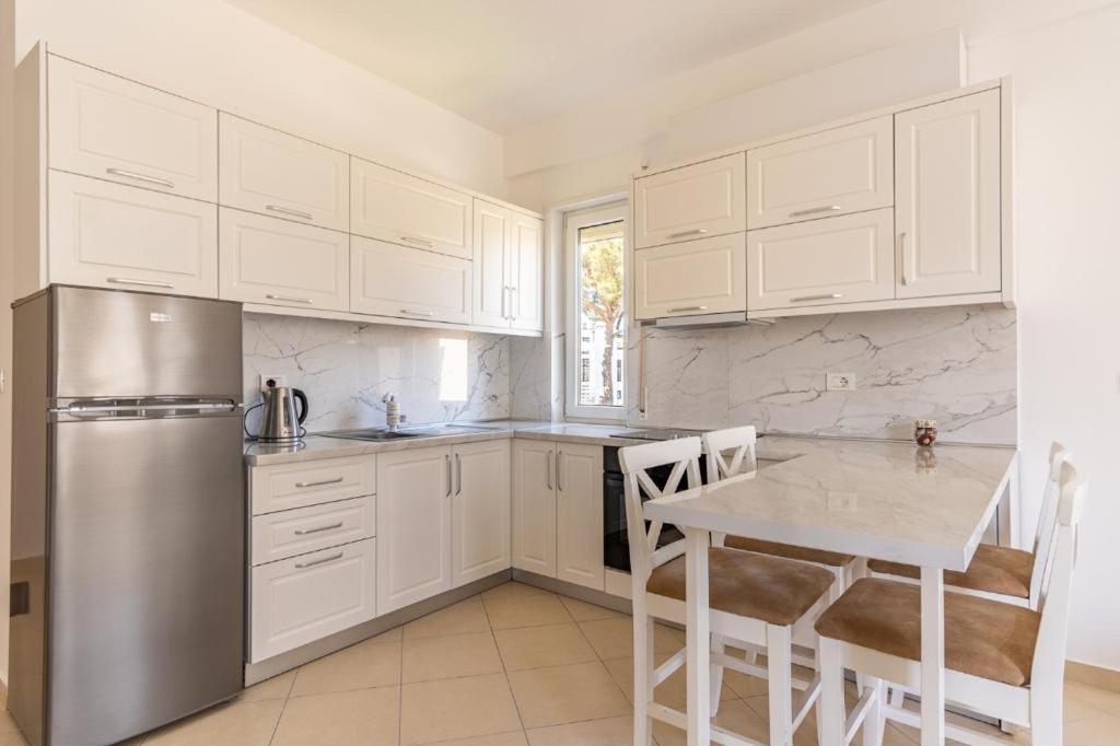 Ajten Apartments Драч Екстериор снимка